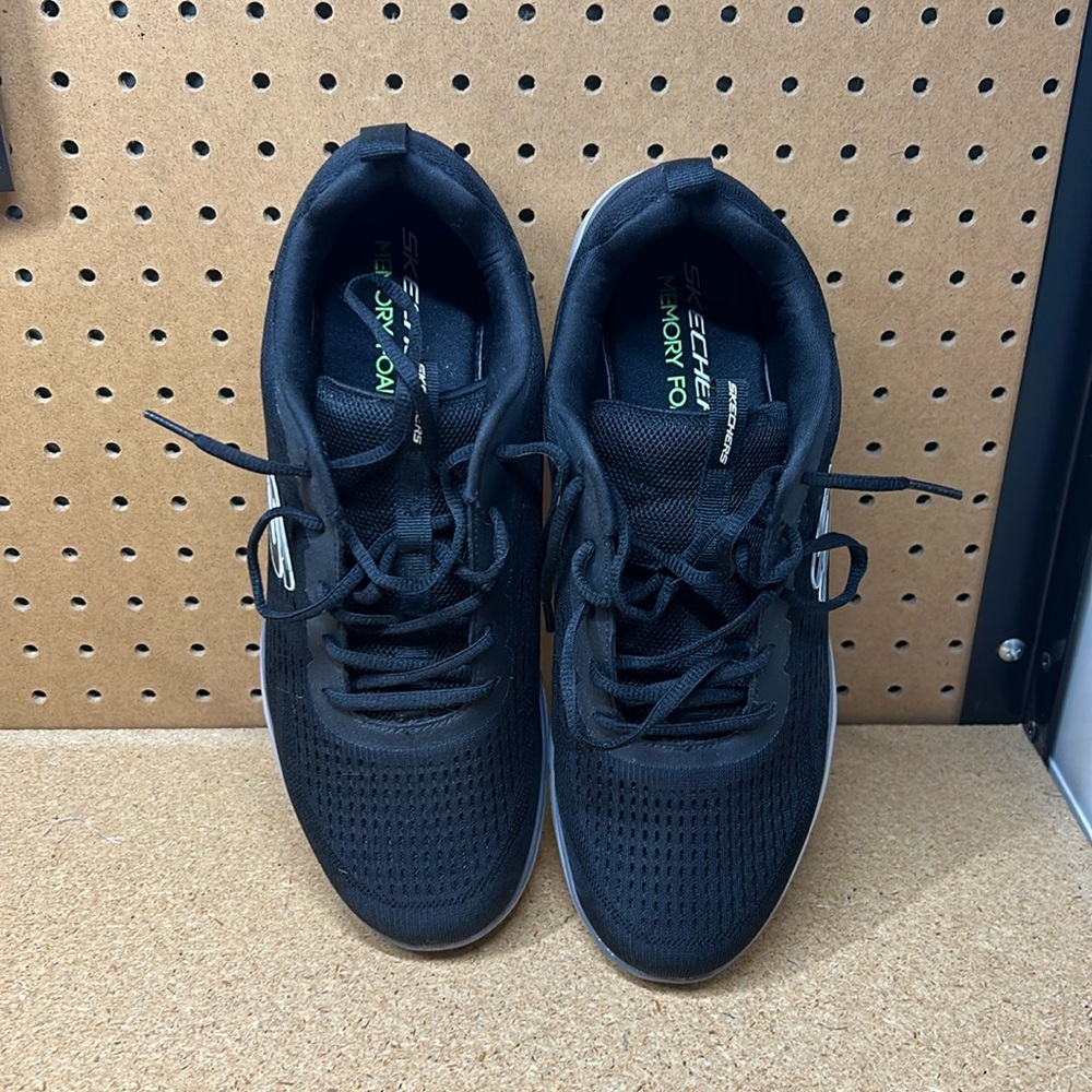 Men’s shoes